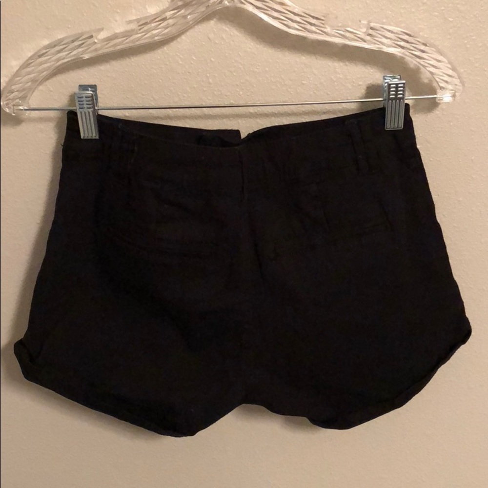 Shorts - Picture 3 of 3